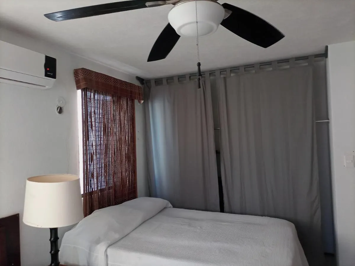 Corazon Del Pescador Apartment Cancun Homestay